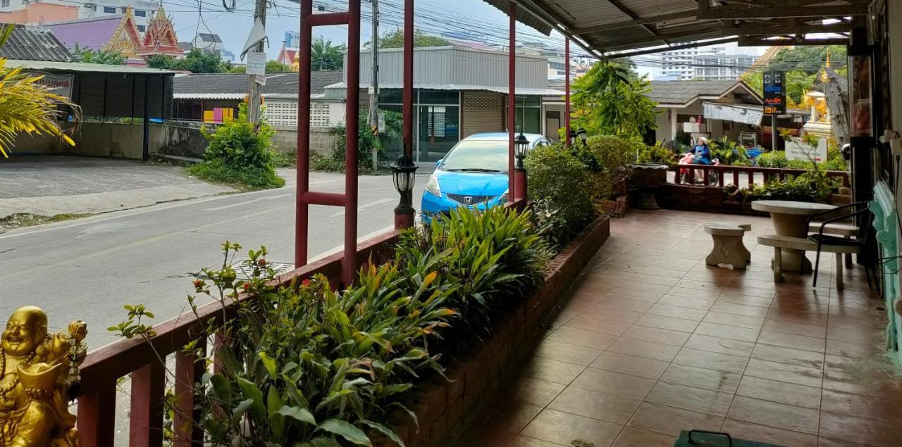 Apartments Thai Smile Pattaya Exterior photo