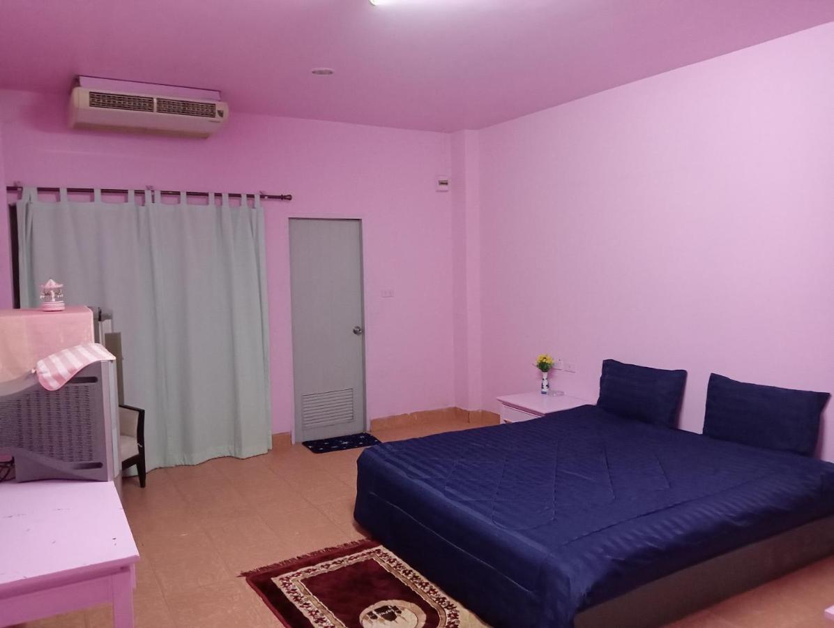 Apartments Thai Smile Pattaya Exterior photo